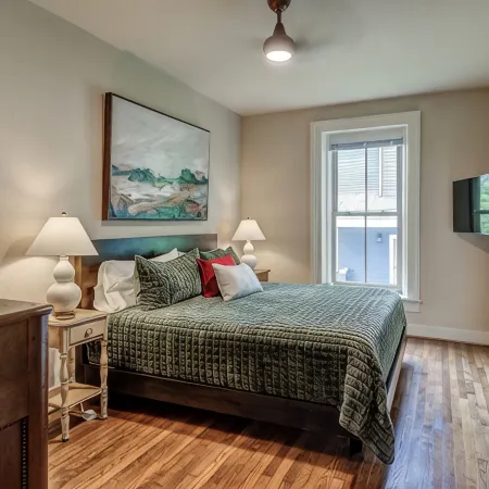 Historic 1880 2-Bedroom Downtown Apartment