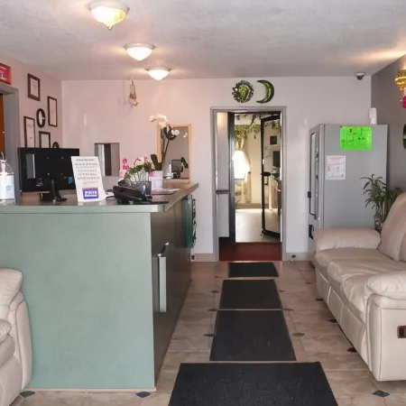 American Inn & Suites