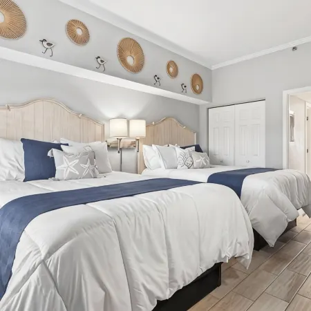 Oceanfront: The Seabatical Suite at Bridgewater Resort / Litchfield By The Sea