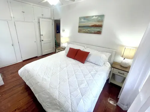 Charming Coastal Cape Cod w/ King Bed, Bikes, & Game Room near Downtown Beach - Wifi
