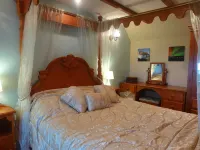 Welcome to our romantic, traditional thatched blackhouse; an ideal retreat - Homestays