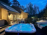 Luxurious Ski in-Ski Out Mnt. Creek/Hot Tub/Tennis & Pickleball/Heated Pool/Golf - 4성급