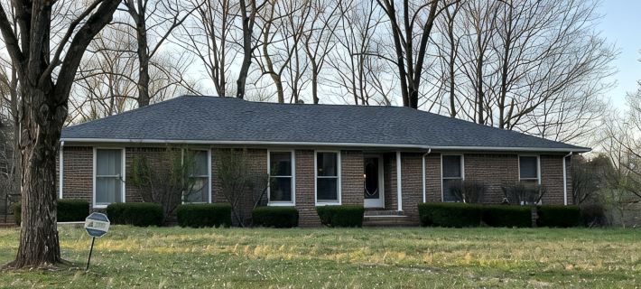 Renovated!  Peaceful farm setting.  Close to TTU, town and Cummins Falls. Hotels in Putnam County