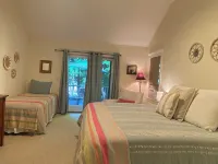 Private, Spacious Lakefront Home: Mooring & Floating Dock & Walk to Quaint Town - 3-Star