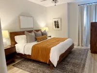 Sunnyside Haven- 7BR- Sleeps 22! Close to Silver Dollar City & Dogwood Canyon! - Wifi