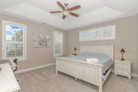 Private Beach Bungalow in Barefoot Resort, 4 golf courses, 2 pools & marina view - Holiday bungalows