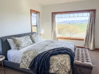 Vineyard Estate-Mountain views-Private; minutes to downtown. Pet friendly - 4 tähden