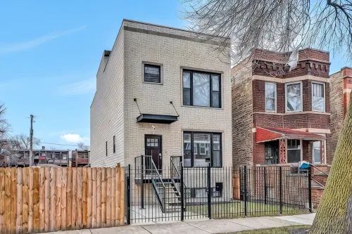 Modern, Luxe, House 20Mins to Downtown, Private Rooftop,  2Car Garage - Bungalows