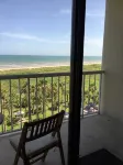 OCEANFRONT - Gorgeous Views of Beach & Pool! Sleek & Modern- 5 star resort-#509 - Private Pools