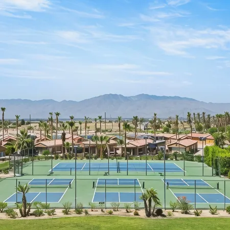 Cozy Casita in Enjoyable Coachella with AC, Fitness Room, WiFi, Peacefulness…