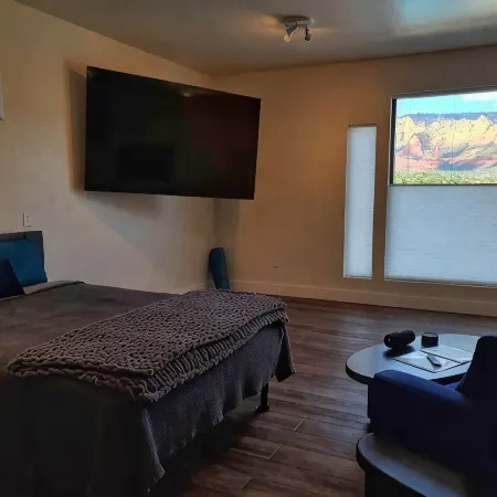 Sedona Vista Hideaway - New, Modern, Gorgeous Views, 100% 10-Star Reviews!