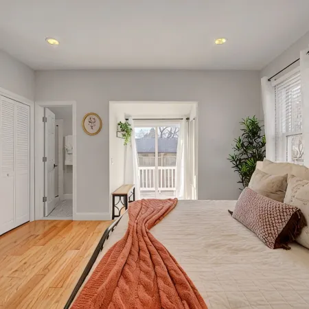 Palmer Square 1BR w/ Private Patio