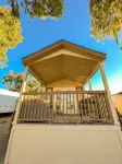 Stylish Oasis Tiny Home Pool Hot Tub Pickleball Bullhead City 10 min to Laughlin - 4つ星