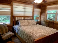 Woodside Nook Cabin at the BHR Farm Village: Perfect Hiking Get-a-Way - 3-Star
