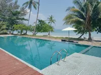 Pawapi Beach Resort Koh Mook - Pools