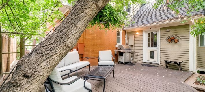 Walk to Pearl Street- With Great Backyard! Hotels in Boulder
