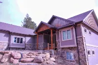 Beautiful New Home with Views of Castle Mountain - 3510 - Boutique