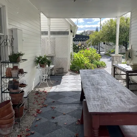 Downtown Charlevoix Boutique Cottage #1