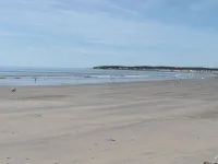 Year round beach house 5 minute walk to beach with all the comforts of home. - 2성급