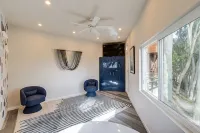 Stunning Del Mar Home w/ Deck - 1 Mile to Beach - Wifi