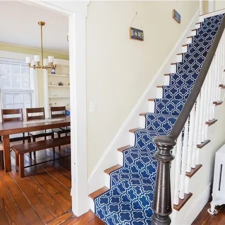 Downtown Historic Home - Free Parking & Backyard!