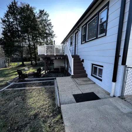 Alexandria VA Spacious, Family-Friendly 5Br Home Near DC