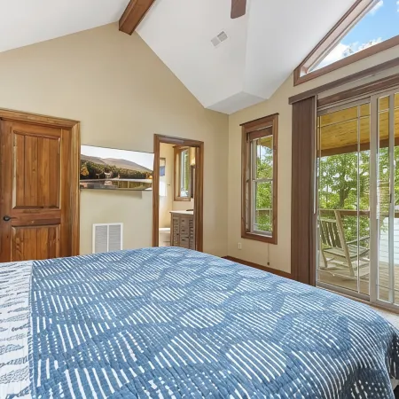 Norris Lakefront Retreat! King Suites, Private 2 Slip Dock, Firepit - 2027 Open!