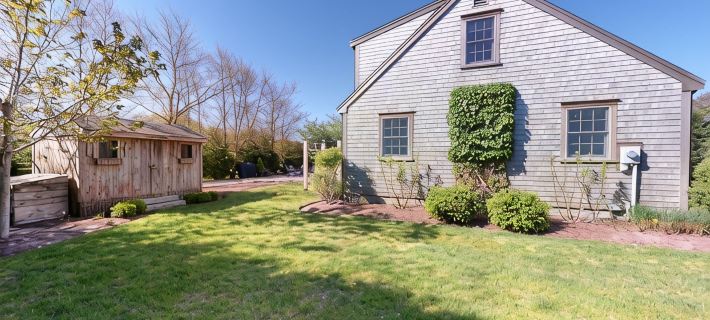 4BR, updated home in Surfside. Sleeps 8 adults, big yard/porch/deck, central air Ξενοδοχεία στην πόλη Nantucket