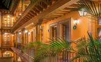 Hotel Refugio del Angel - Airport Shuttle