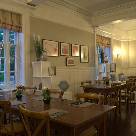 The Hand Hotel