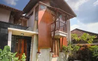 Tegal Panggung Guest House - Pensionat