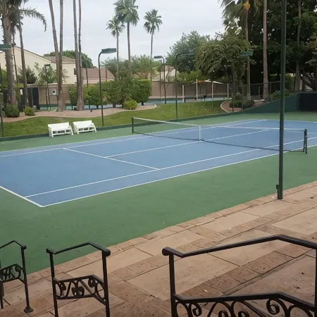 Love Your Privacy -- The Whole House In La Jolla Village Is Yours!!