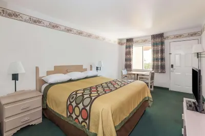 Super 8 by Wyndham Cottonwood Hotels in Clarkdale