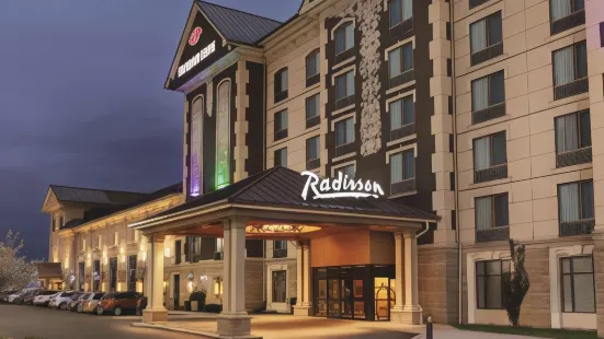 Radisson Toronto Airport West