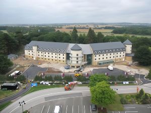 Drayton Manor Hotel