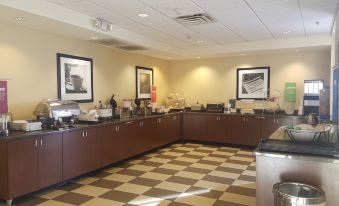 Hampton Inn & Suites Pueblo/North