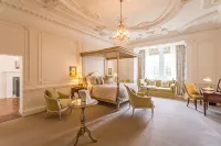 Rushton Hall Hotel and Spa Hotel di 