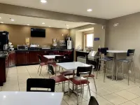 Microtel Inn & Suites by Wyndham Charleston WV Các khách sạn ở Charleston