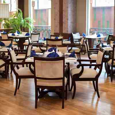 Nine Tree Luxury Hotel & Suites Lahore Dining/Meeting Rooms