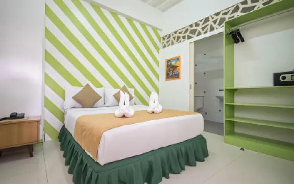 Alicia Tower Residences Hotels in 