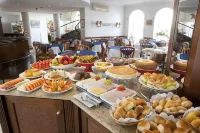 Hotel Colonial Plaza Hotels in Salto