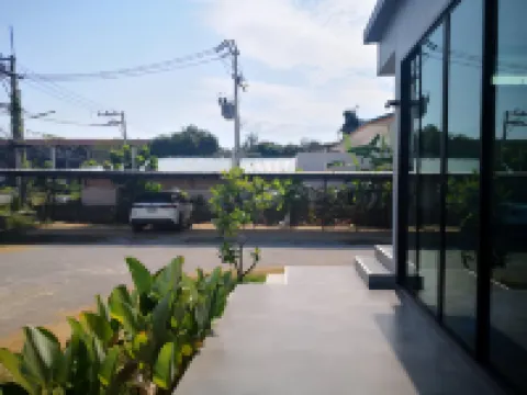 เมเยอร์ โฮเทลแอนด์วิลล่า ชะอำ โรงแรมในชะอำ