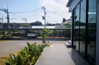 Mayor Hotels&Villa Cha-Am