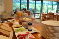 Heritage Trail Lodge - breakfast