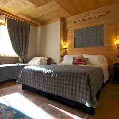 Laghetto Alpine Hotel & Restaurant Rooms