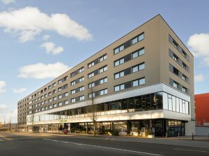 Holiday Inn Zurich - Messe, an IHG Hotel