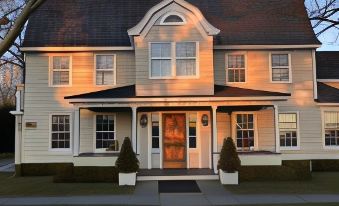 The 1708 House