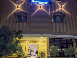 Comfort Inn Al Taawon - Family Only