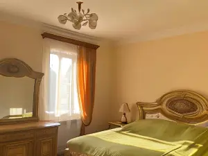 Asatryan’s Guest House