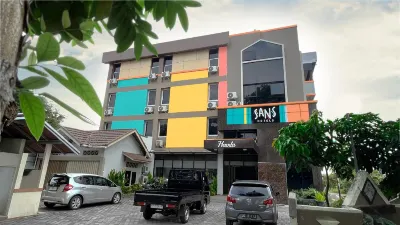 Sans Hotel Havila Bengkulu Hotels near Thomas Parr Monument
